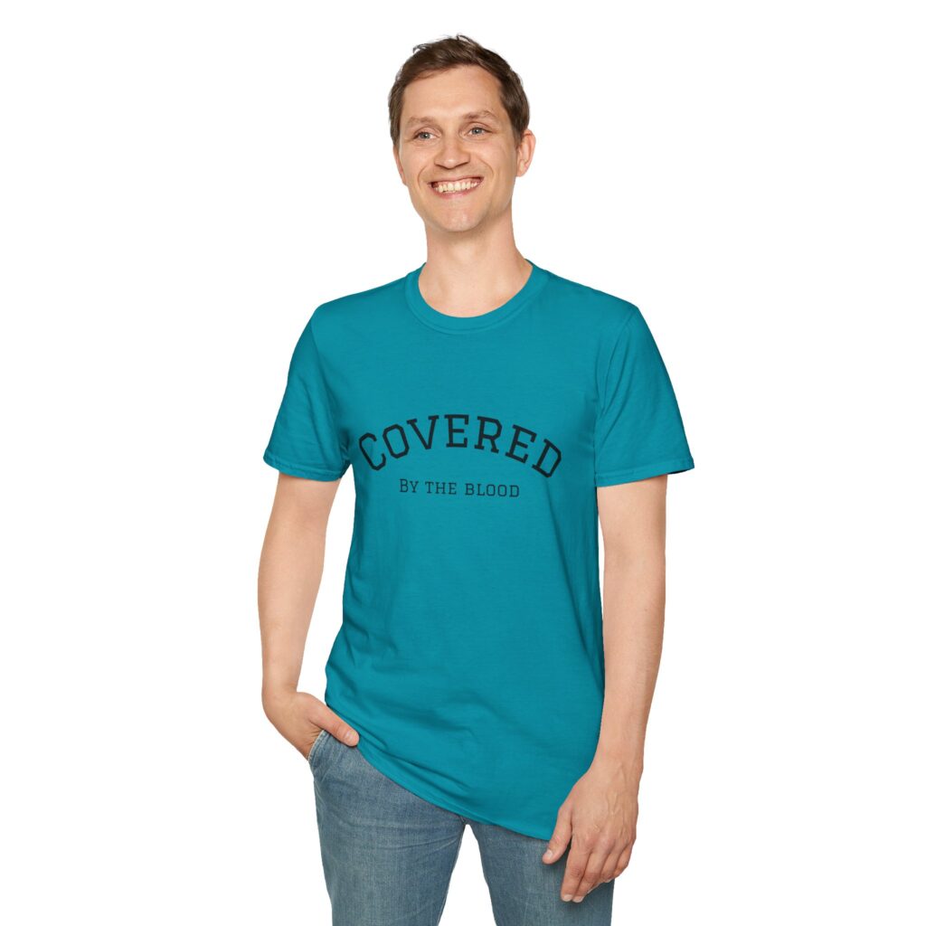 Christian men's covered by the blood Jesus cross T-Shirt